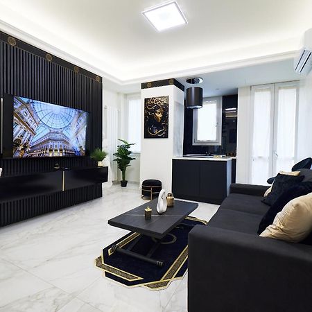 Italian Fashion Suite - Luxurious Marble City Center Мілан Екстер'єр фото