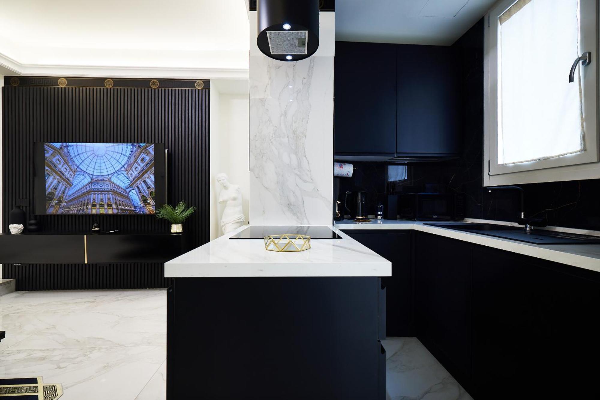 Italian Fashion Suite - Luxurious Marble City Center Мілан Екстер'єр фото